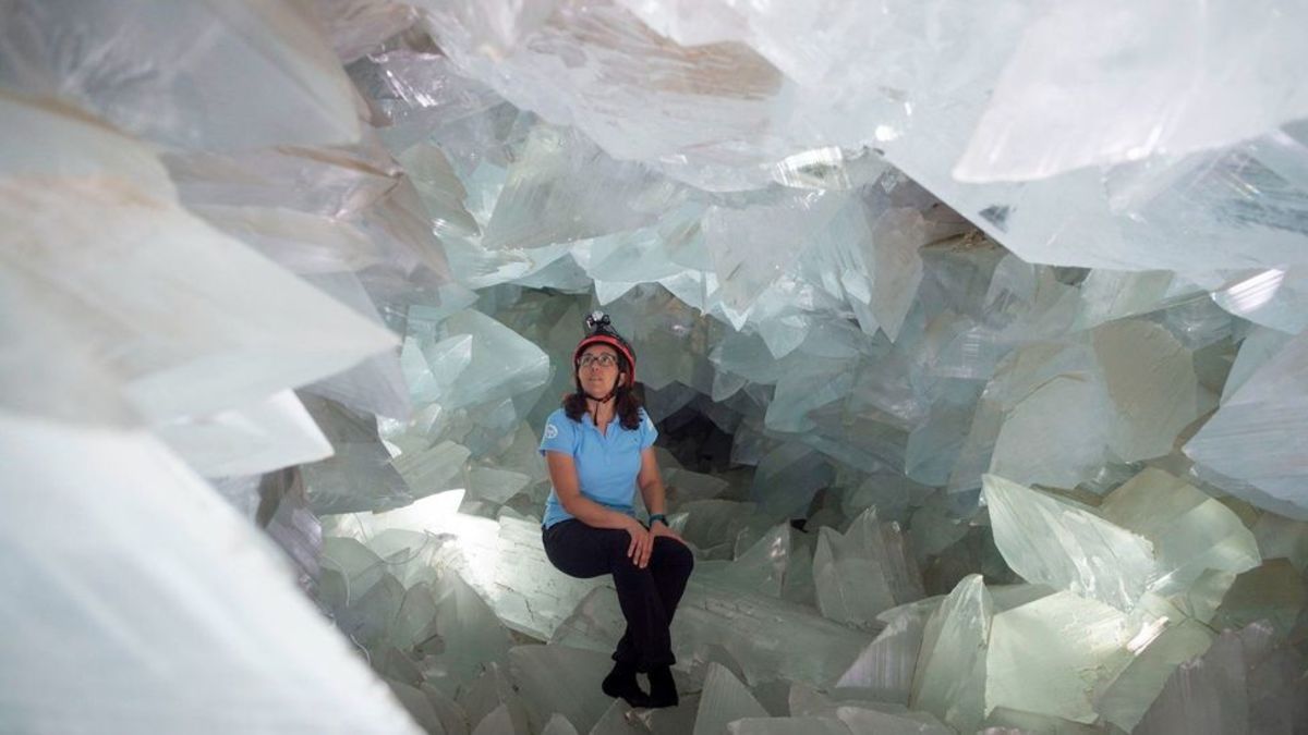 The Worlds Largest Chrystal Cave