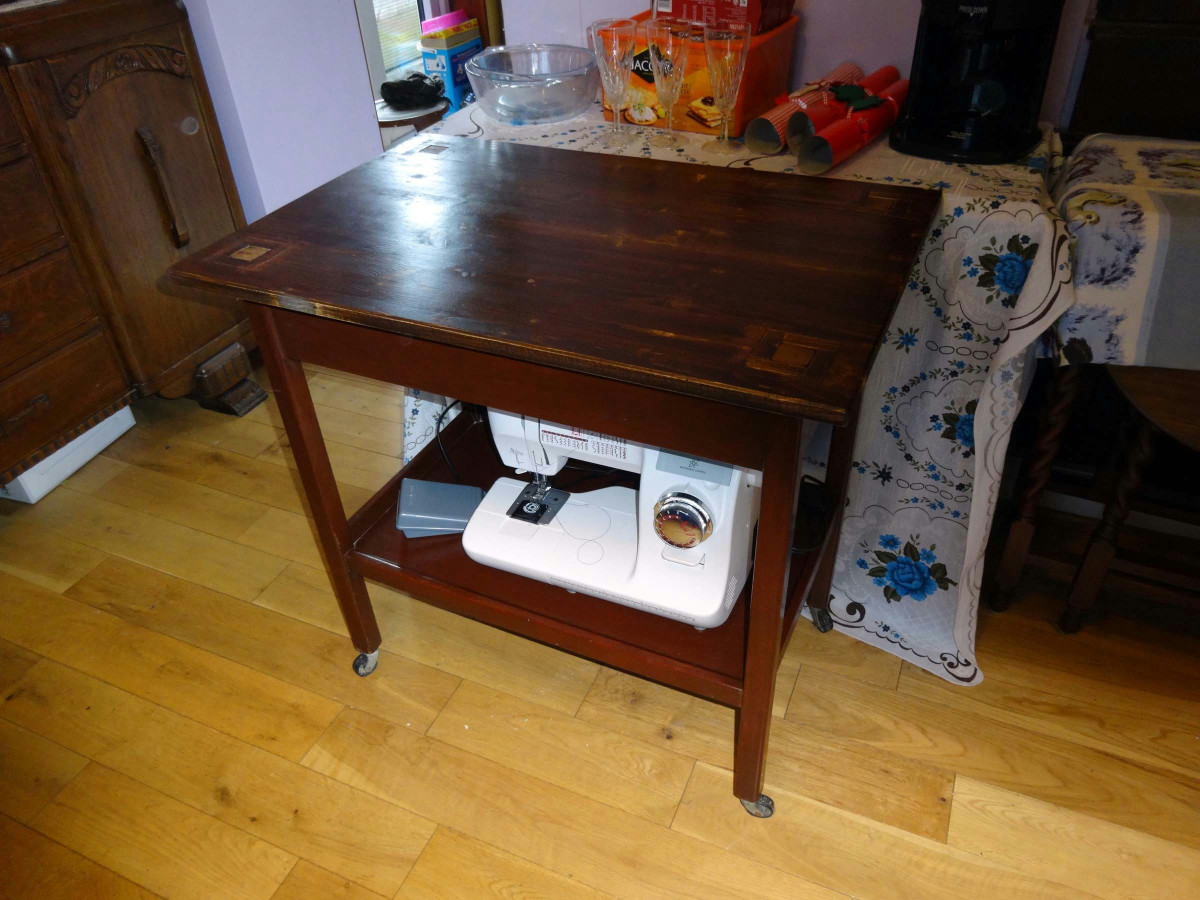 Tea Trolley come sewing table