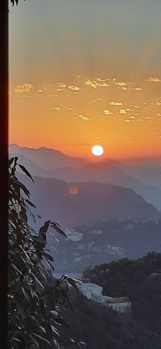 Sunrise in the Himalayan mountains 