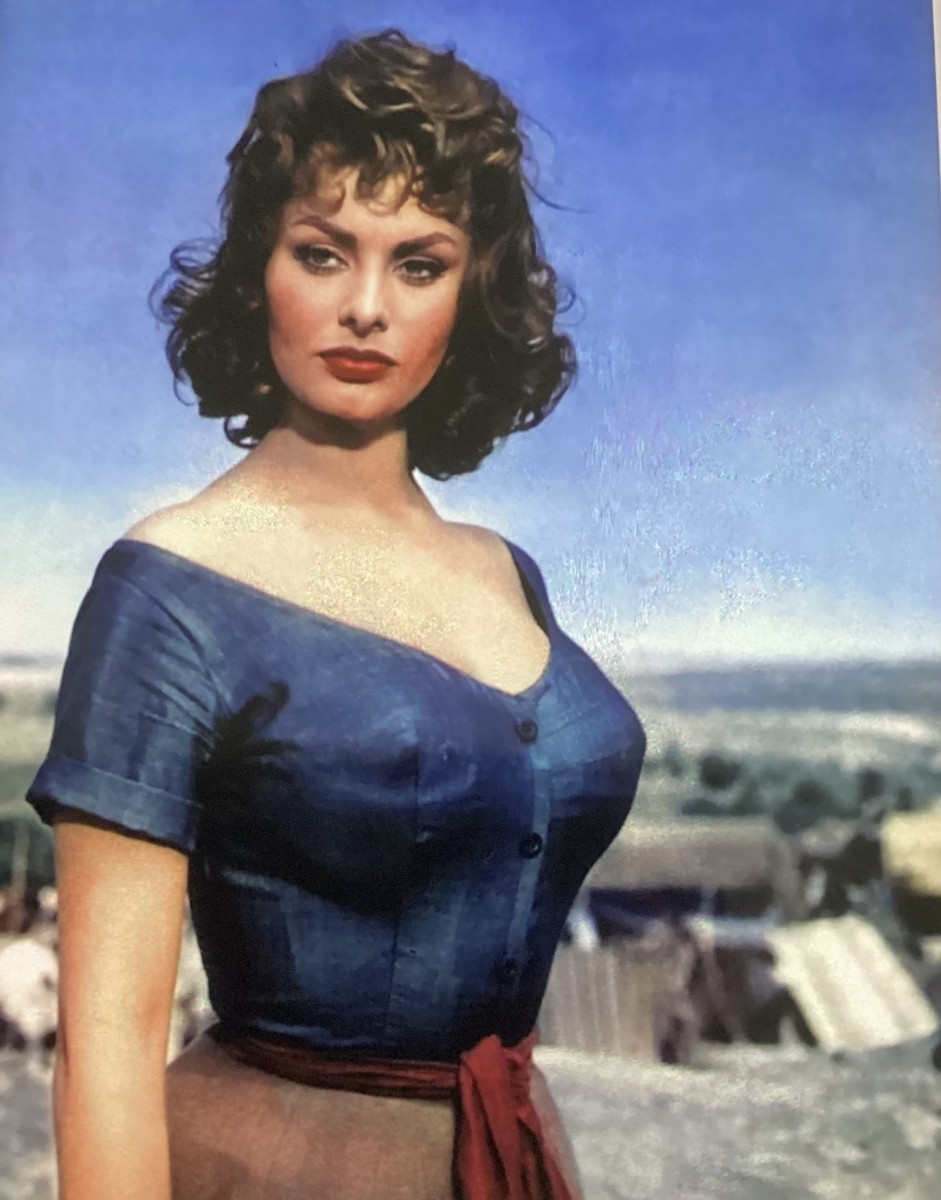 Vivacious Actress Sophia Loren at 72 Is Still a Beautiful Woman - HubPages