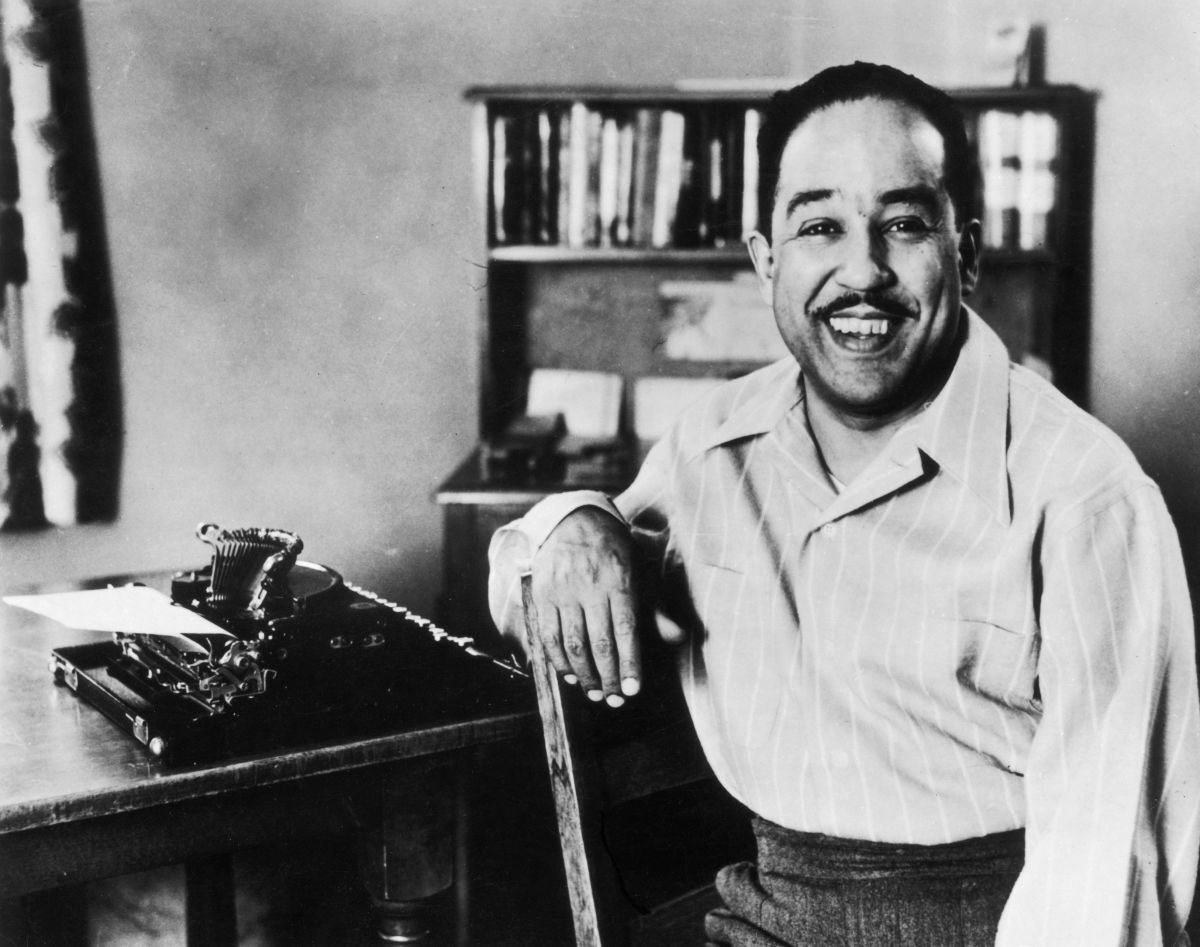 Let America Be America Again by Langston Hughes Summary - Owlcation