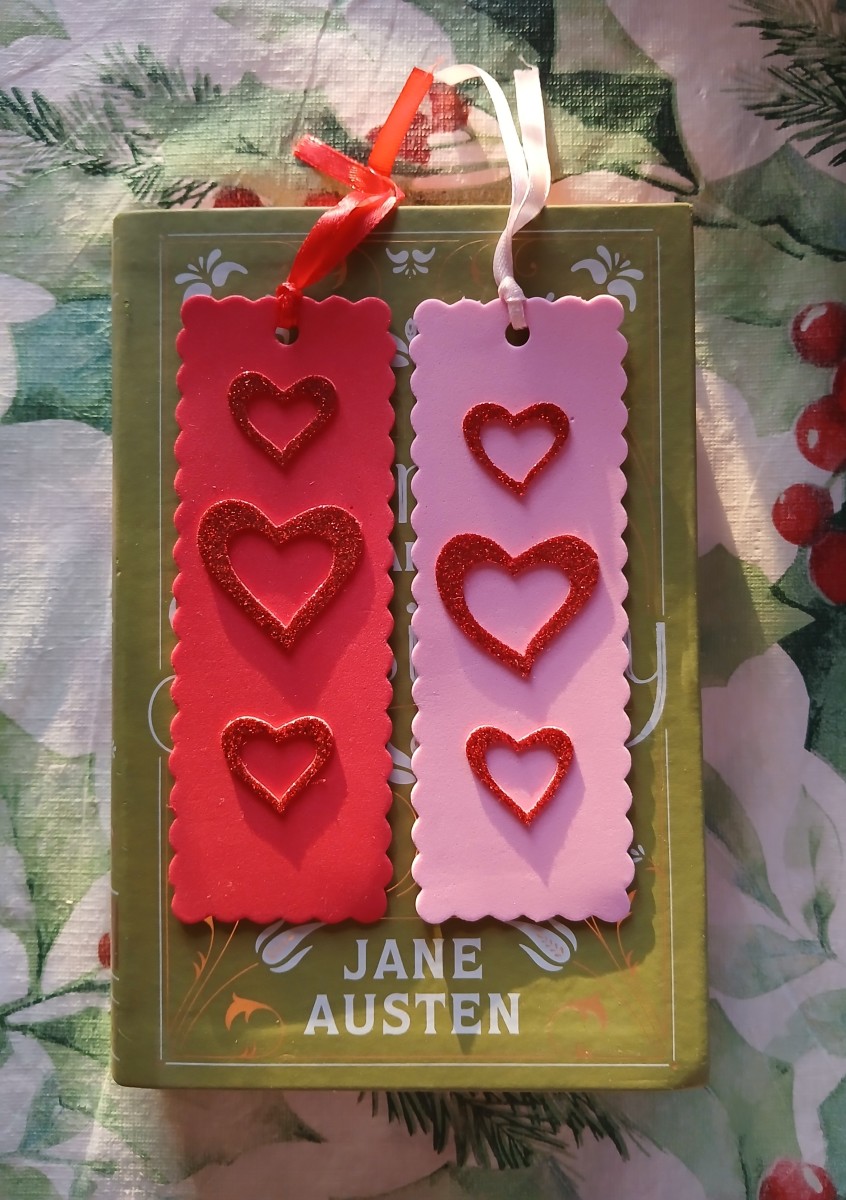 Easy Heart Bookmarks to Craft