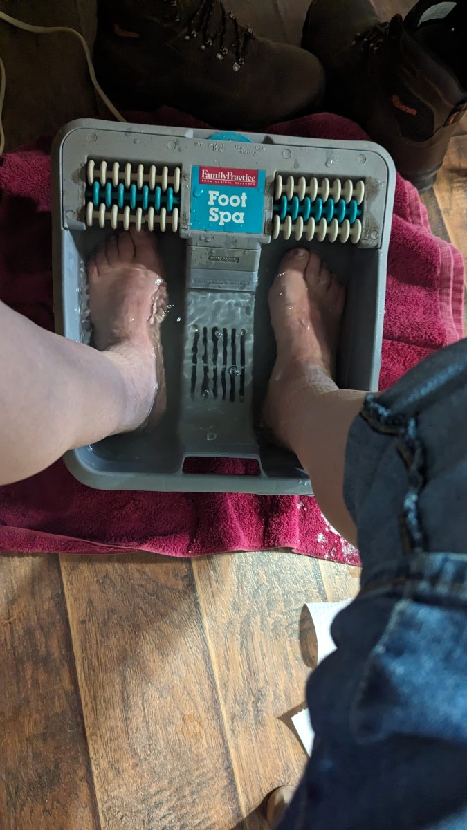 Using Family Practice Foot Spa with Epsom Salt