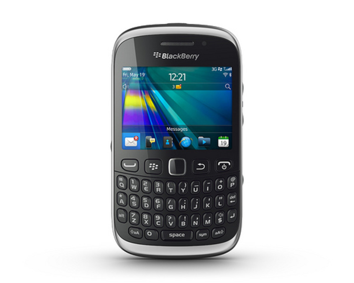 Quick Review: BlackBerry Curve 9320 Smartphone