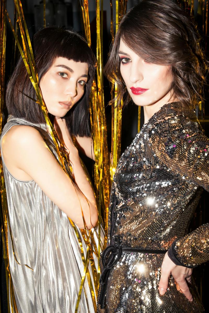 5 Chic Ways to Embrace the Metallic Trend This Spring/Summer - HubPages