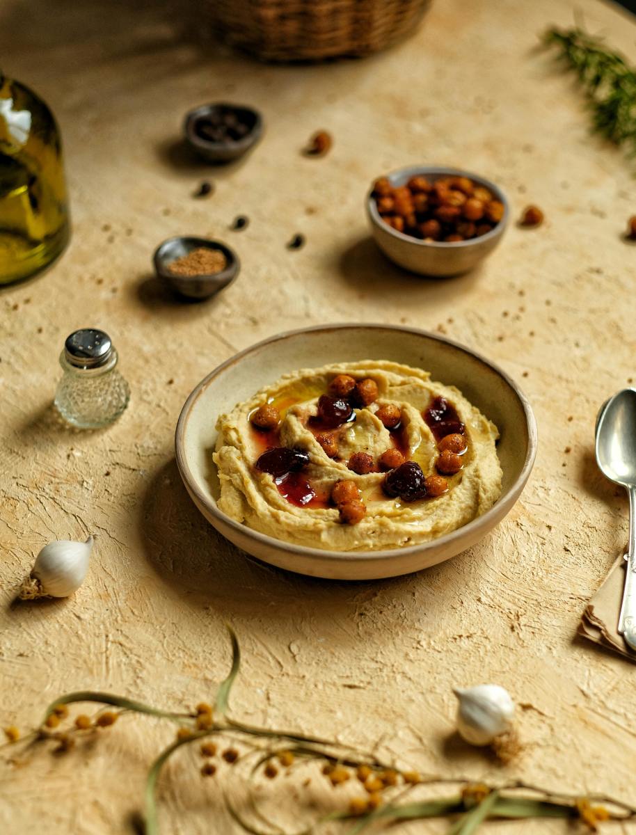 Turmeric Hummus (Iftar Recipes)