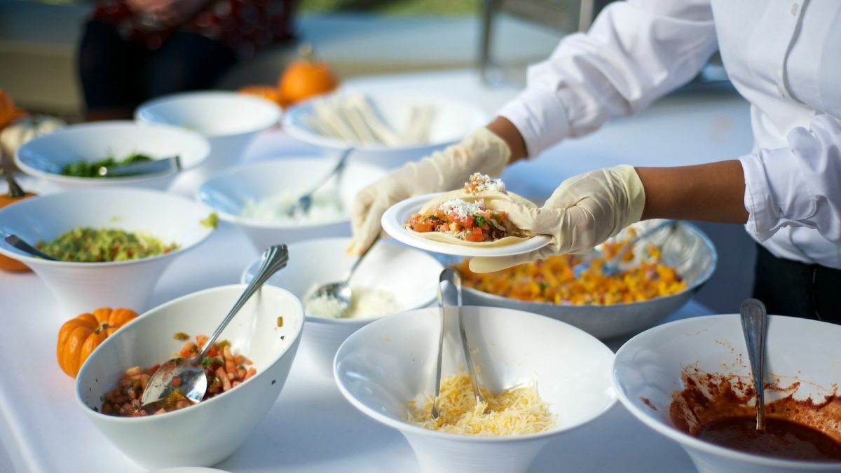 5 Niche Catering Business Ideas to Sink Your Teeth Into - HubPages