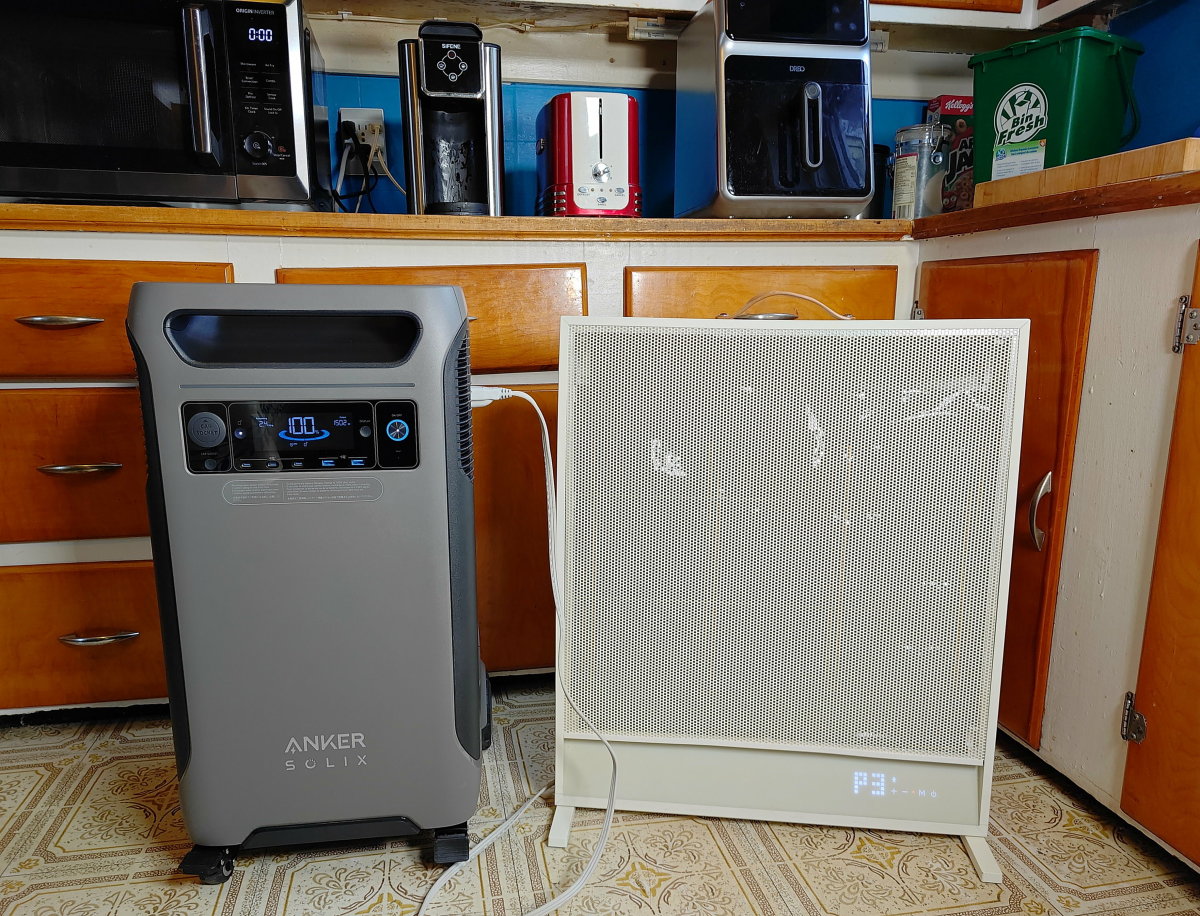 Review of the Anker SOLIX F3800 Portable Power Station