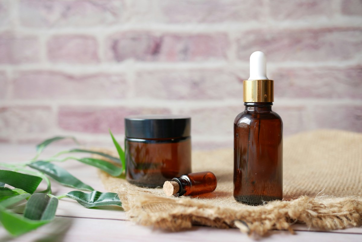 Choosing the Best Essential Oil Company: Key Factors to Consider