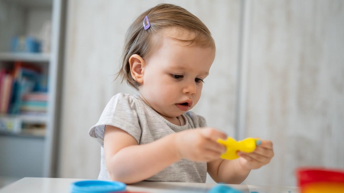 Toddler Girl Has Hilarious Way of Saying ‘Play-Doh’ - WeHaveKids News