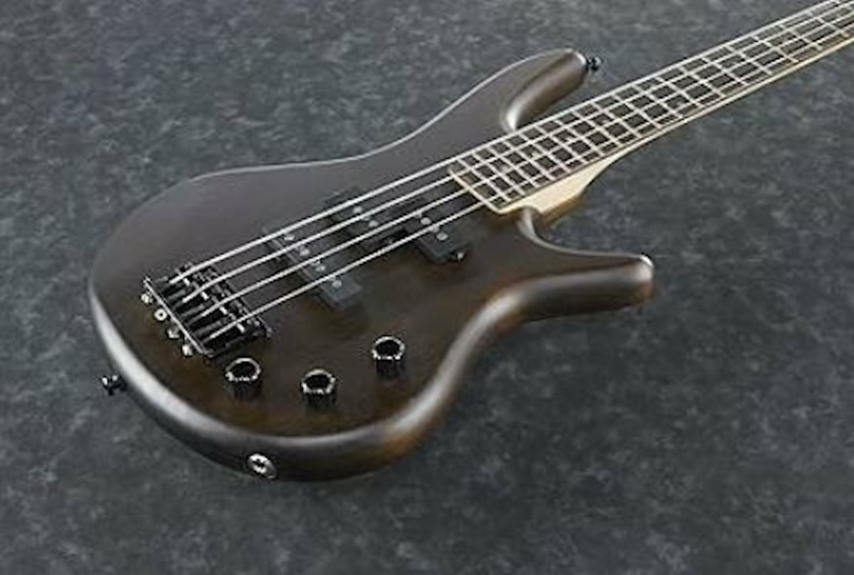 A Review of the Ibanez Gsr20 Bass Guitar.