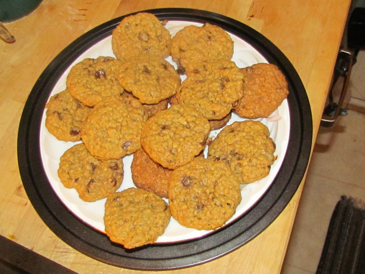 The Best Oatmeal Chocolate Chip Cookies Ever!