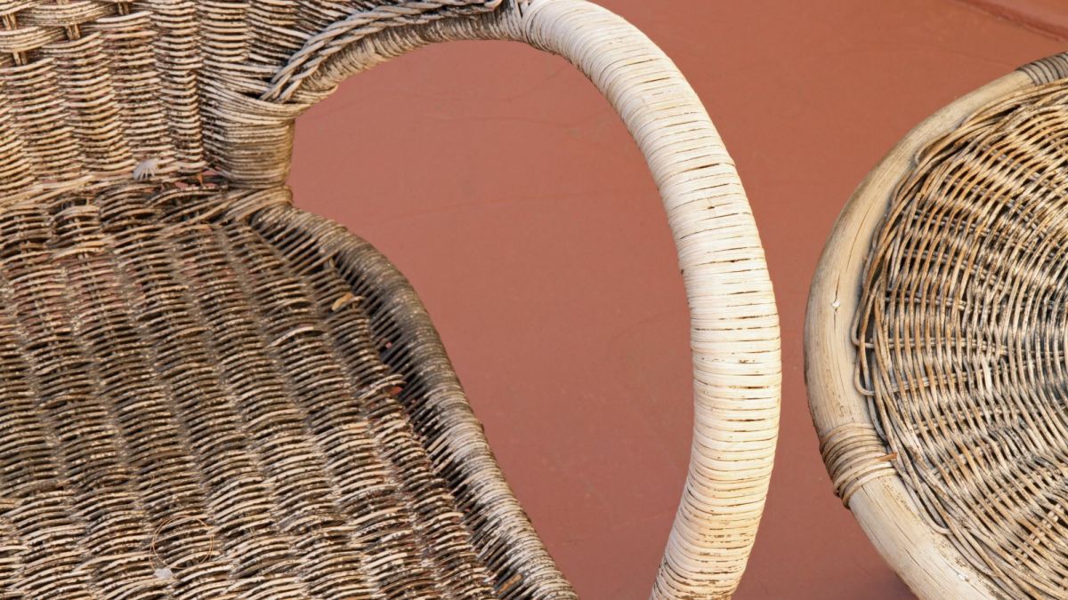 How to Restore and Repaint Wicker Furniture Dengarden