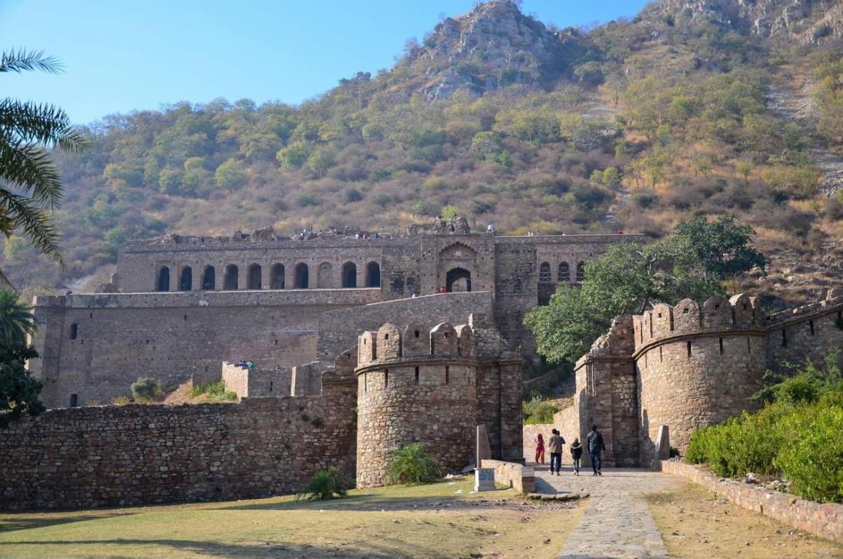 8 Most Haunted Places in Rajasthan - HubPages