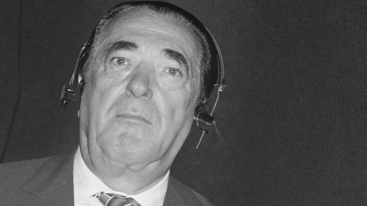 Robert Maxwell at a Global Economic Panel in Amsterdam in 1989.