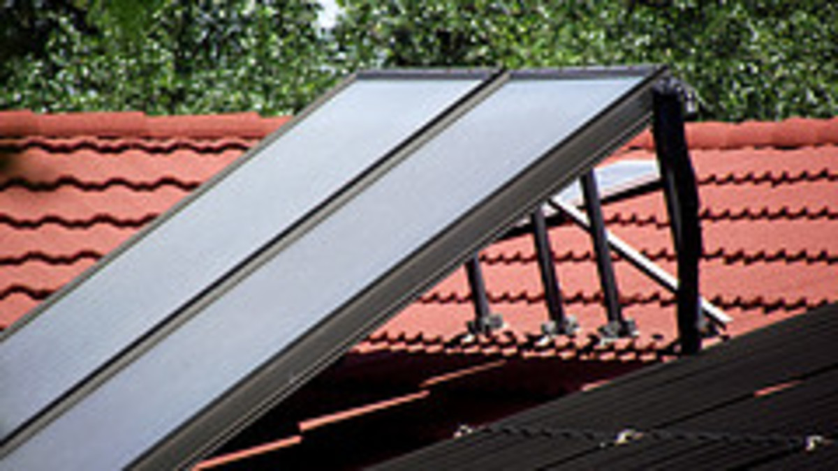 How to Fix Broken Solar Panels