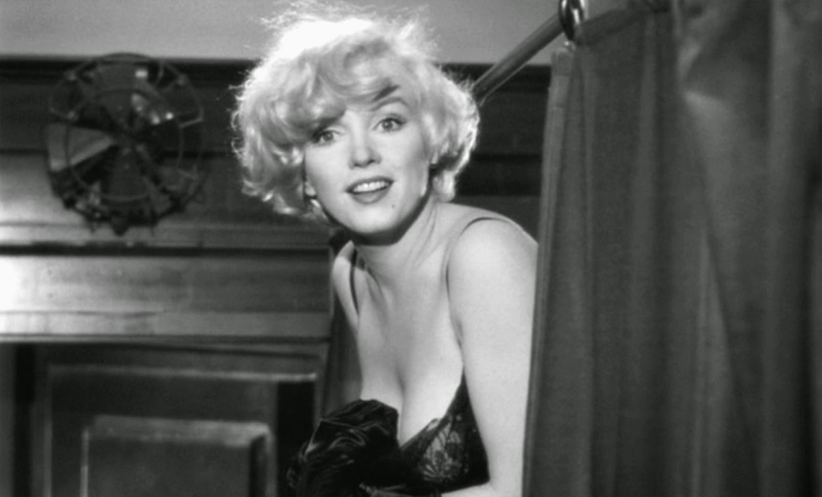Few stars ever smouldered on screen like Monroe and she is at the peak of her powers here, exuding sexuality and humour with seemingly effortless grace.
