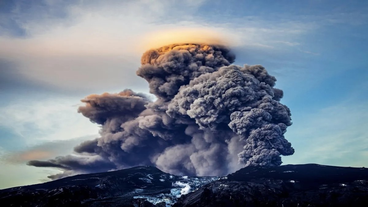 Phreatomagmatic Eruptions - HubPages