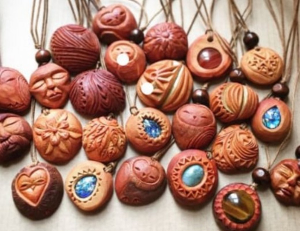 From Waste to Wow! Eco-Friendly Pendants Made from Avocado Seeds