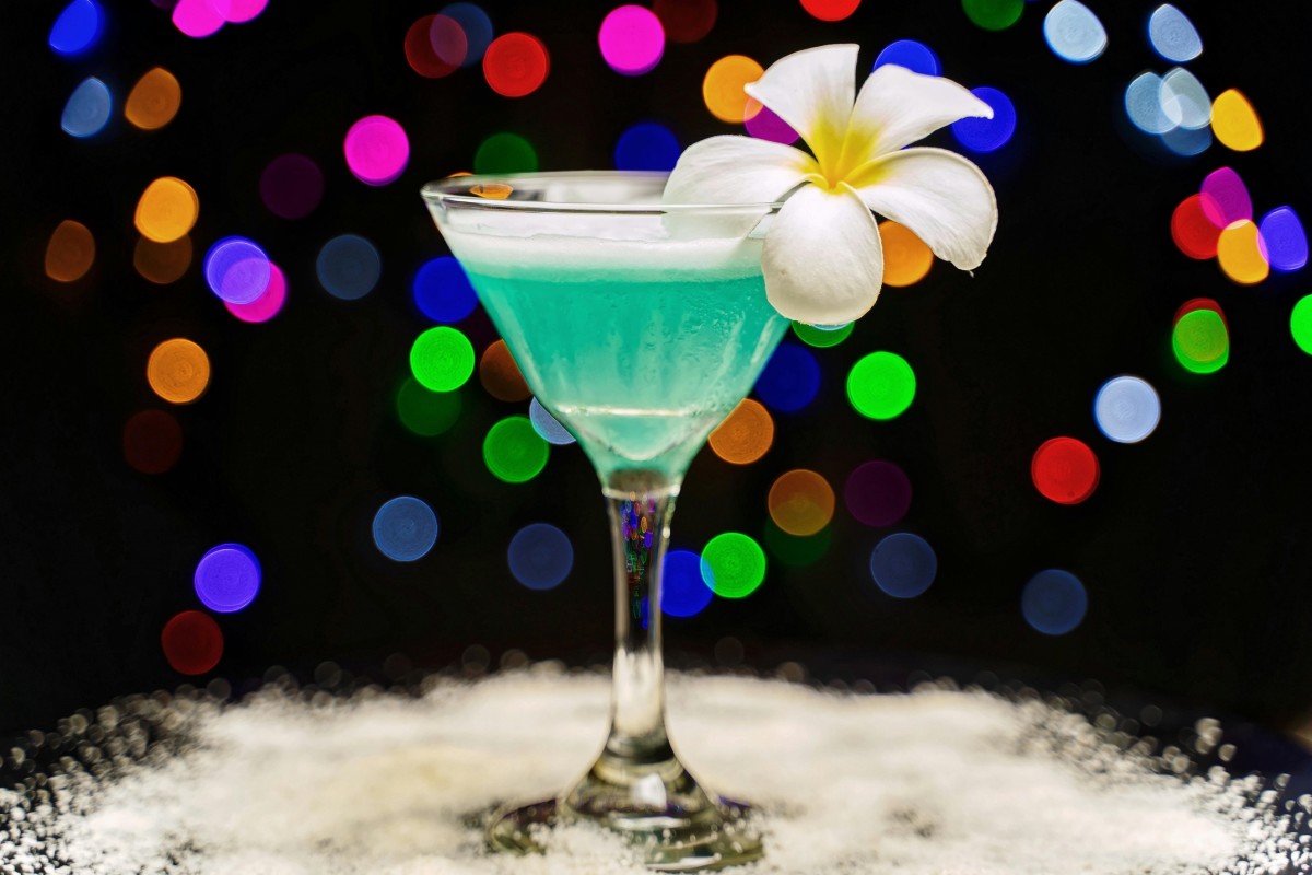 How to Throw a Fun and Tasty Martini Party