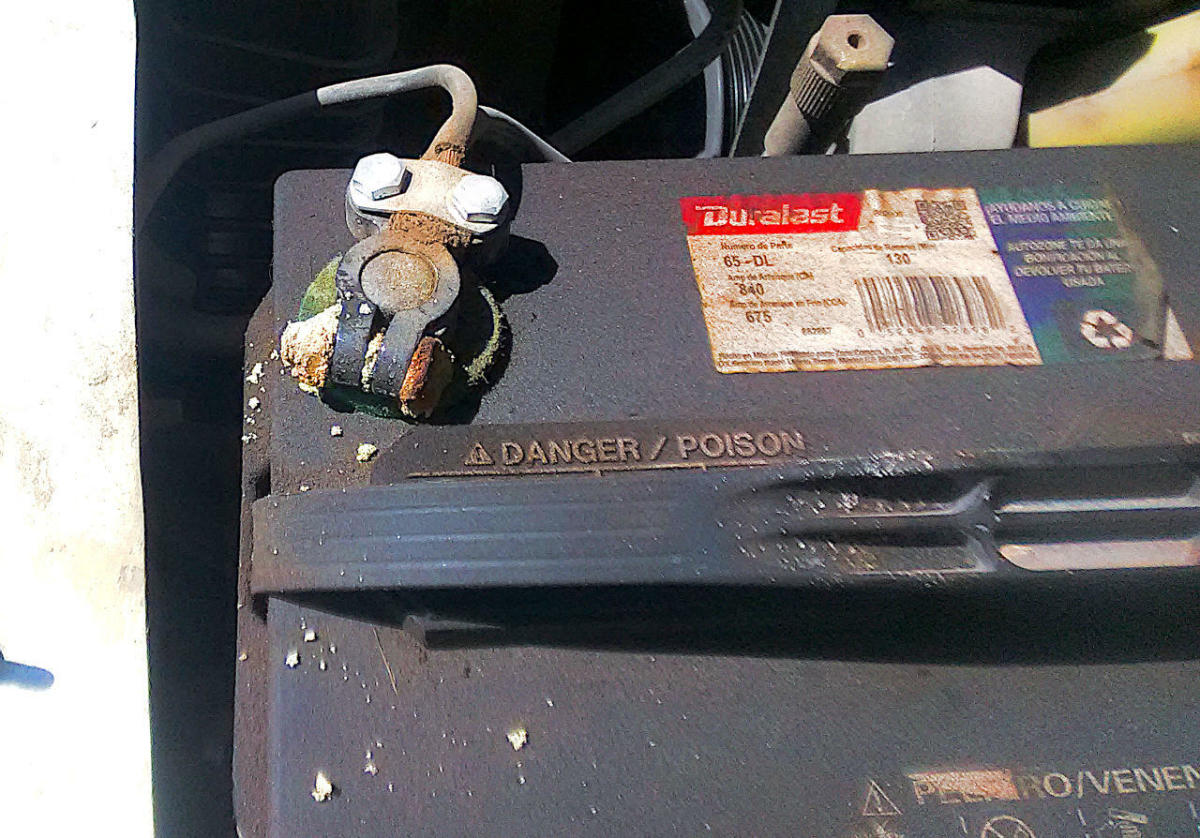 How Do You Fix a Car Battery That Won’t Charge? AxleAddict