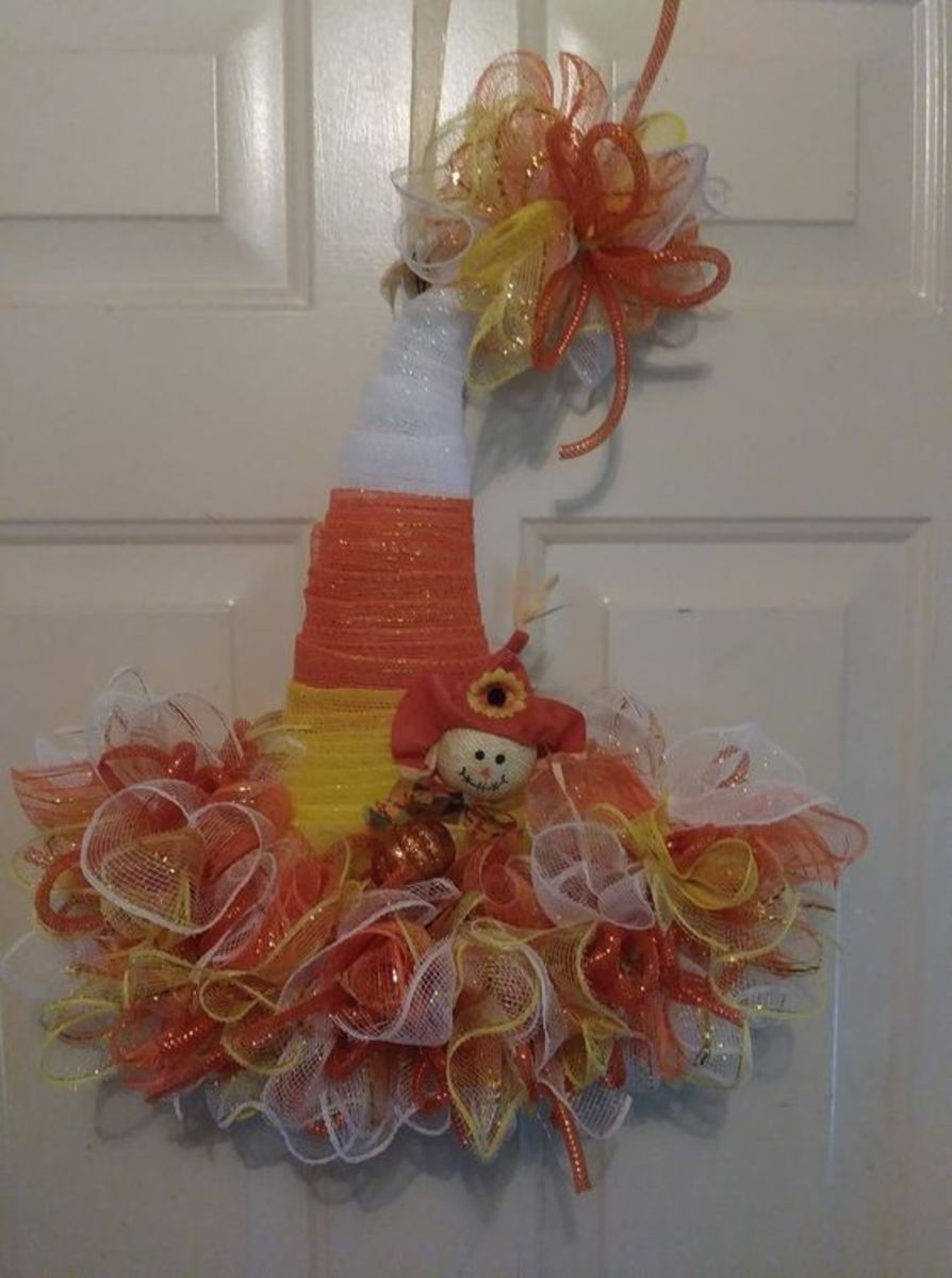 35+ Cute Candy Corn Crafts and Decorations for Fall and Halloween ...