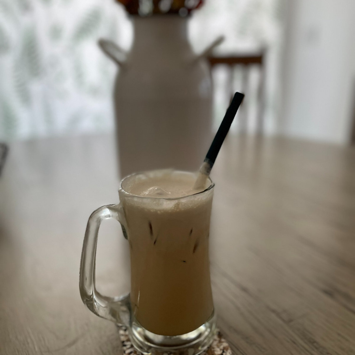 How to Make a Salted Brown Sugar Creamy Iced Latte