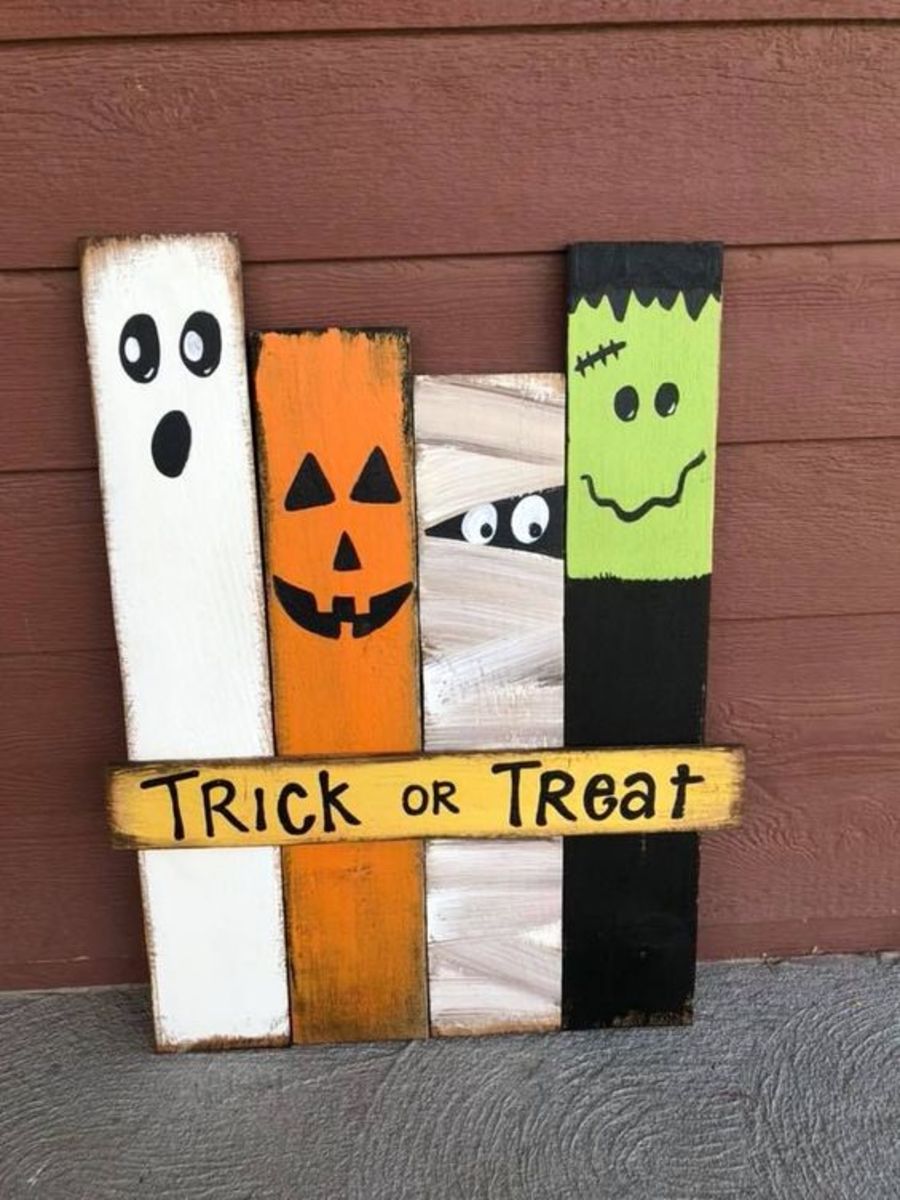 60+ Spooktastic Halloween Crafts and Dreadful Decorations