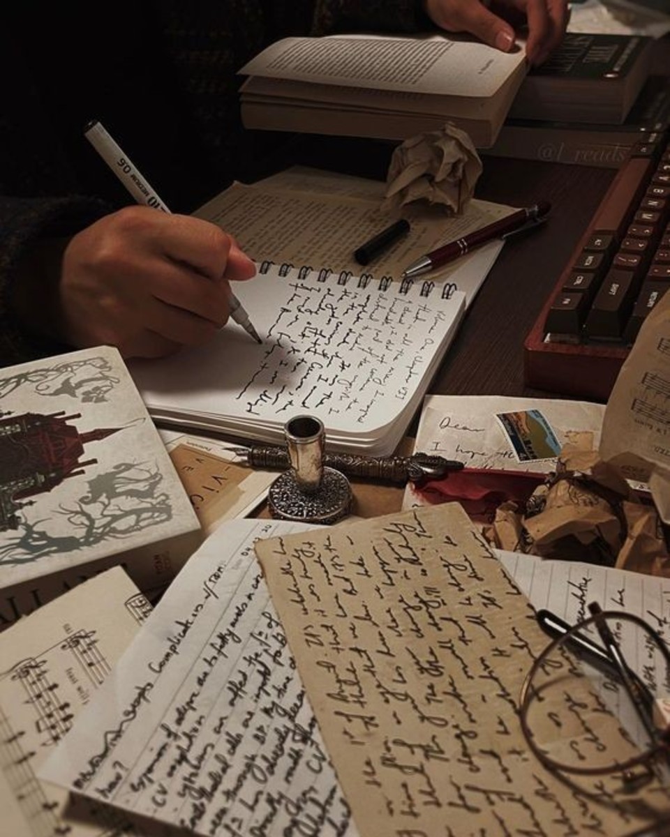 Dear Author, I Hate Your Book: Here's Why