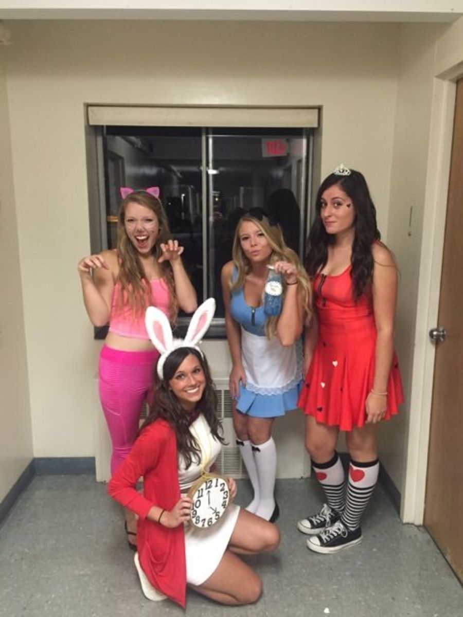 55+ Awesome Sorority Halloween Costume Ideas for You and the Gal Squad ...