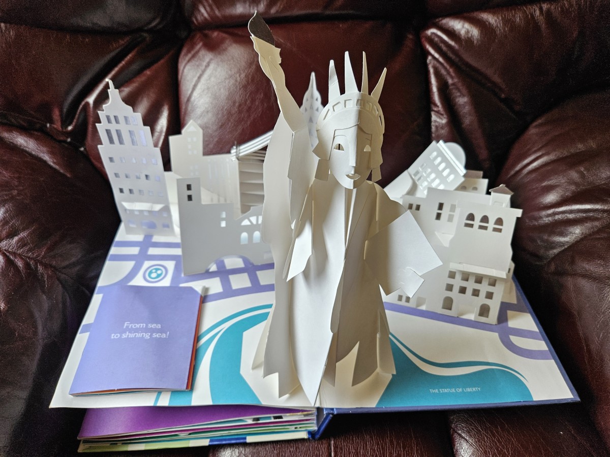 Robert Sabuda Illustrator and Paper Engineer Pop-Up Artist - HubPages