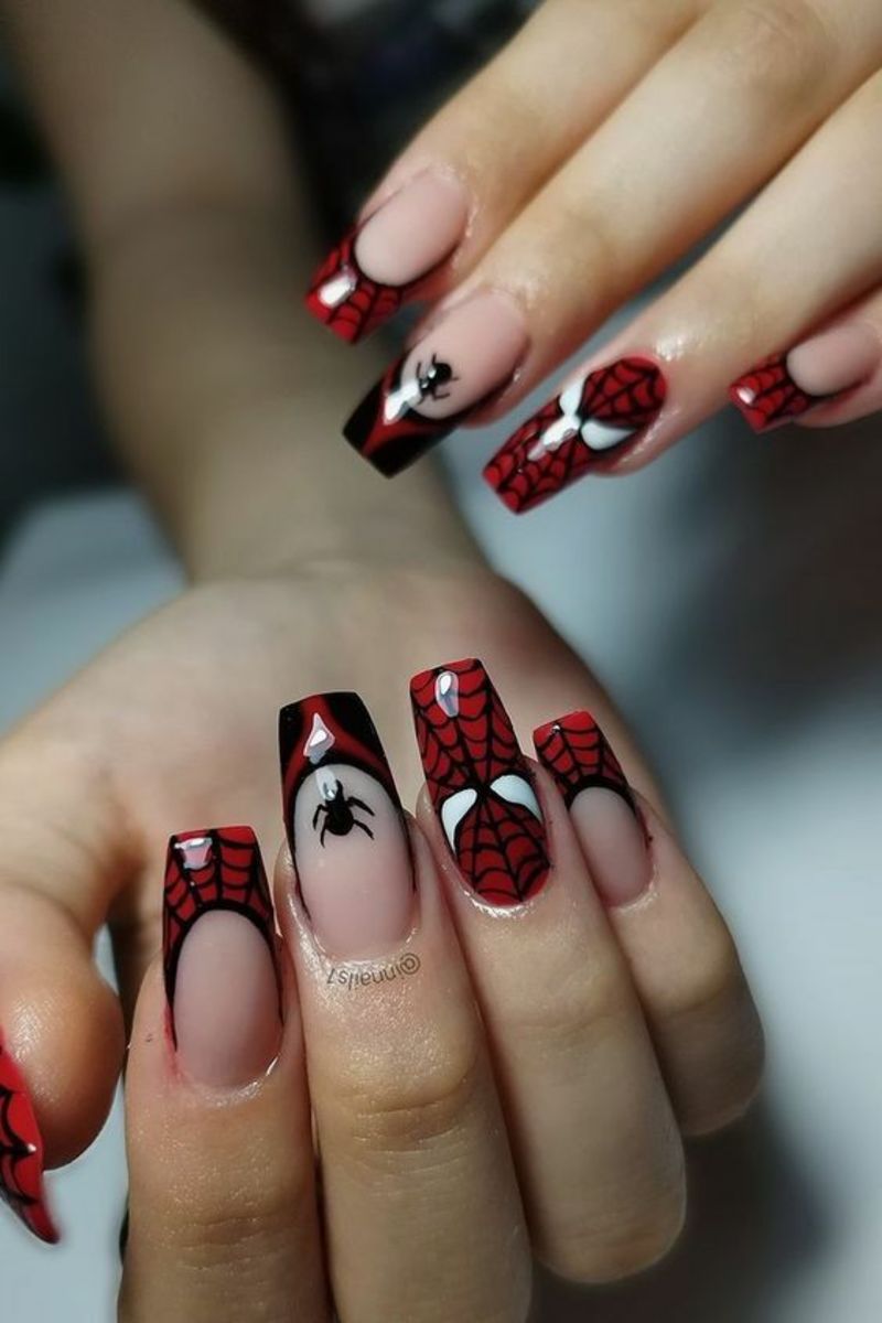 awesome-halloween-nail-art-designs