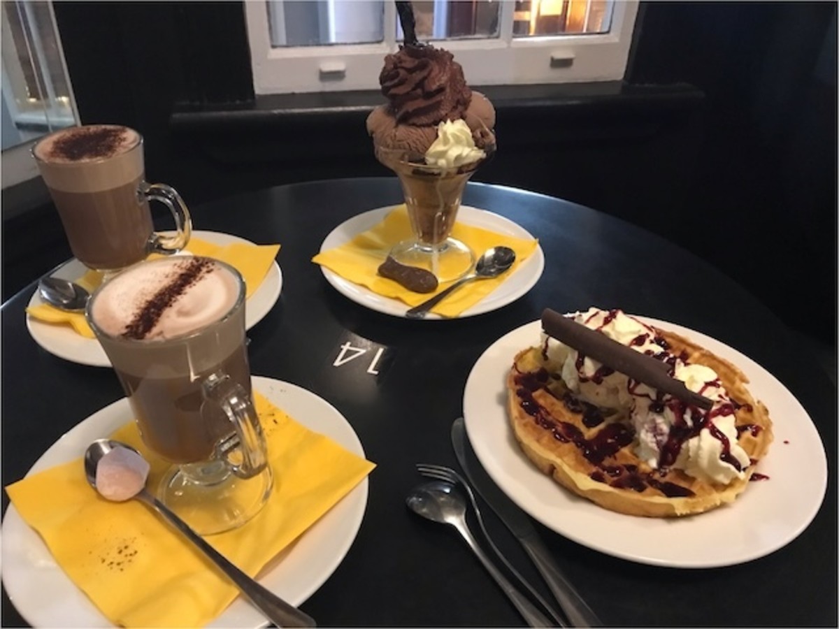 14 At Home Date Night Ideas