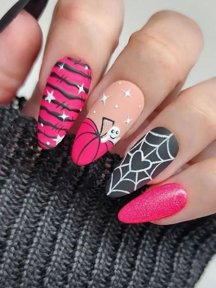 awesome-halloween-nail-art-designs