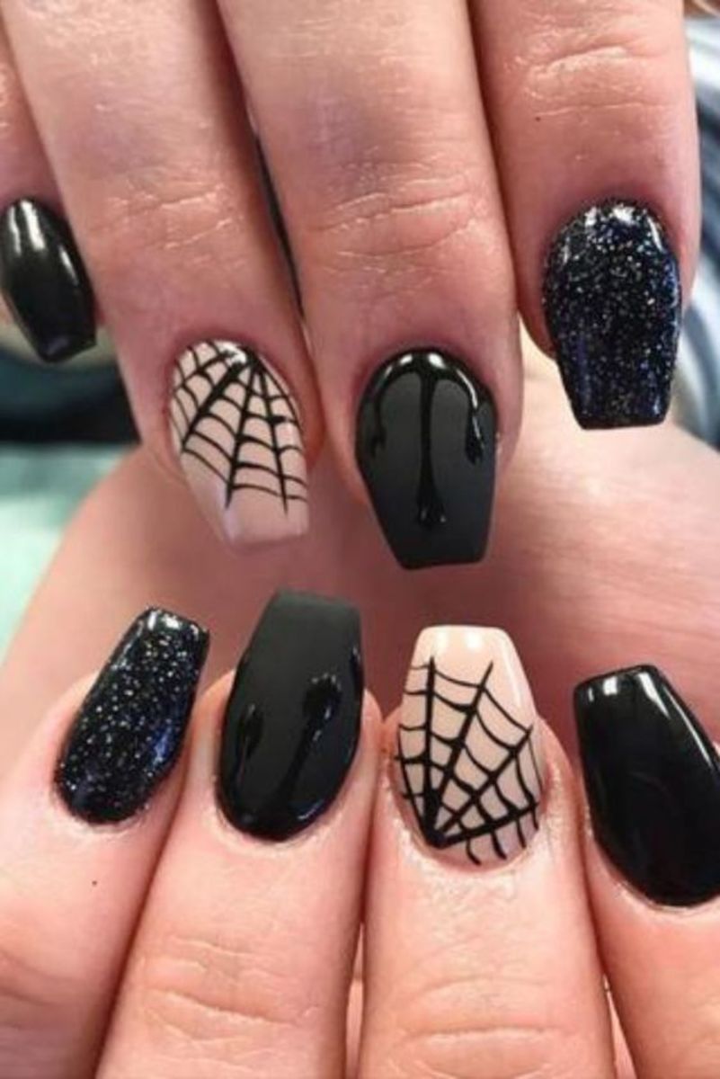 awesome-halloween-nail-art-designs