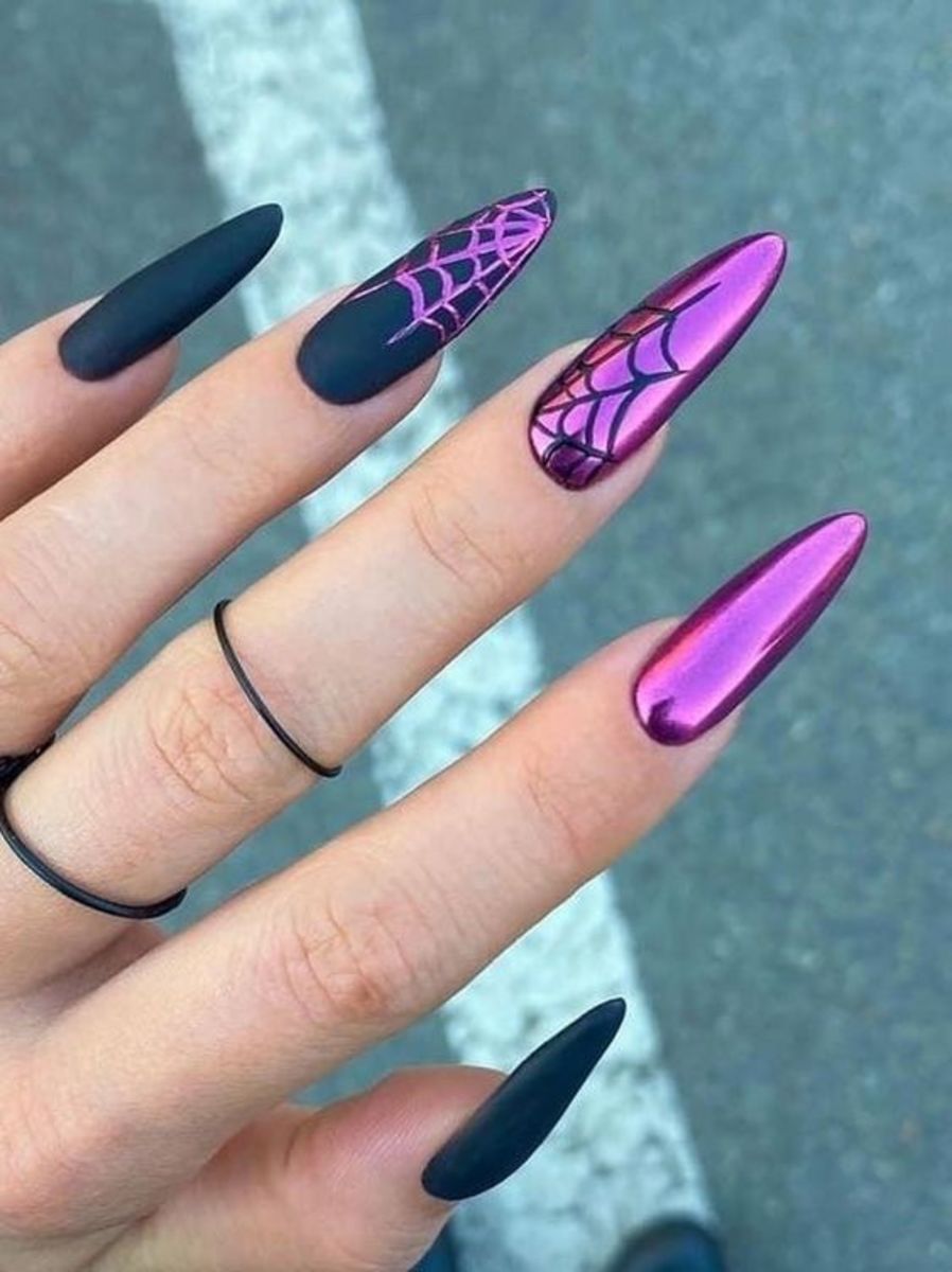 awesome-halloween-nail-art-designs