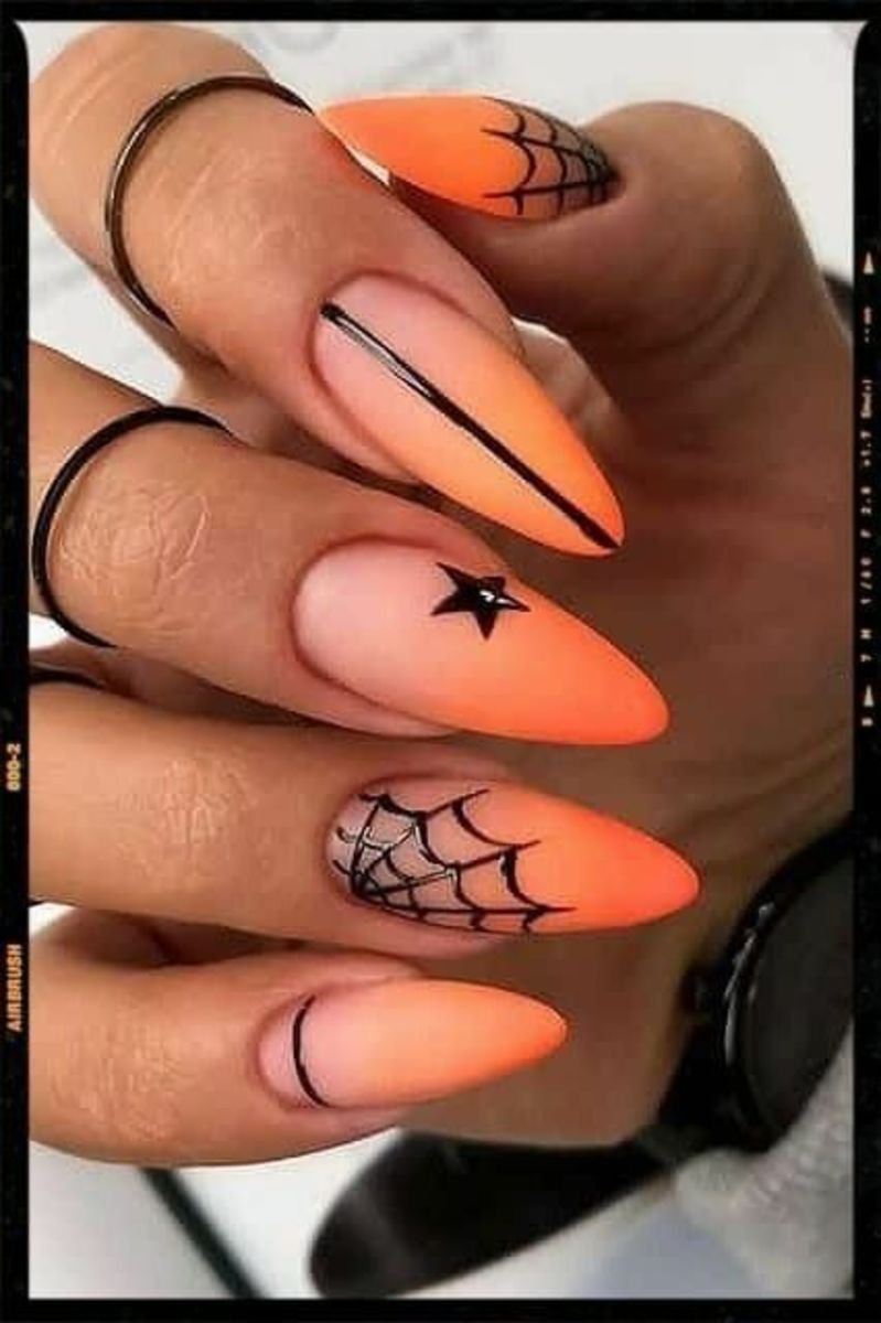 awesome-halloween-nail-art-designs