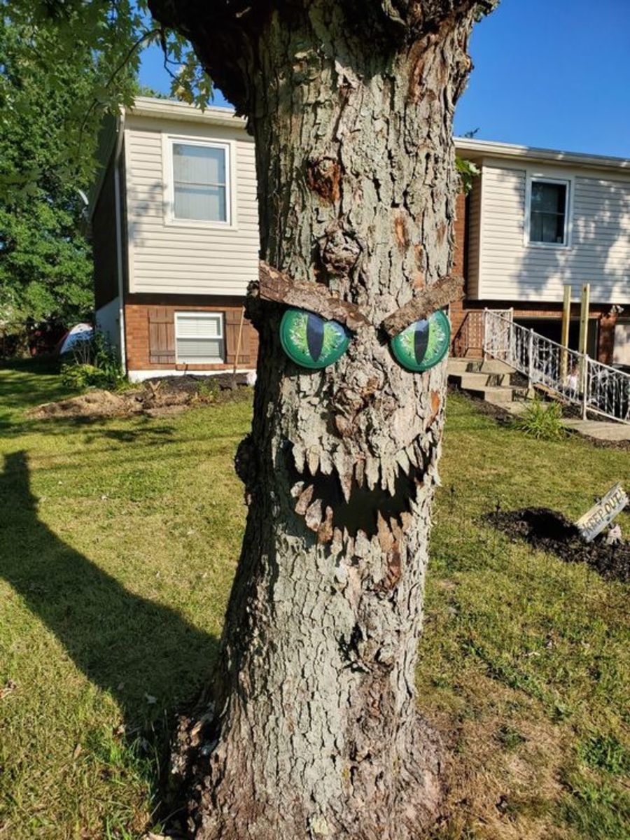 50+ Spooktastic Outdoor Halloween Decorations to Make - HubPages