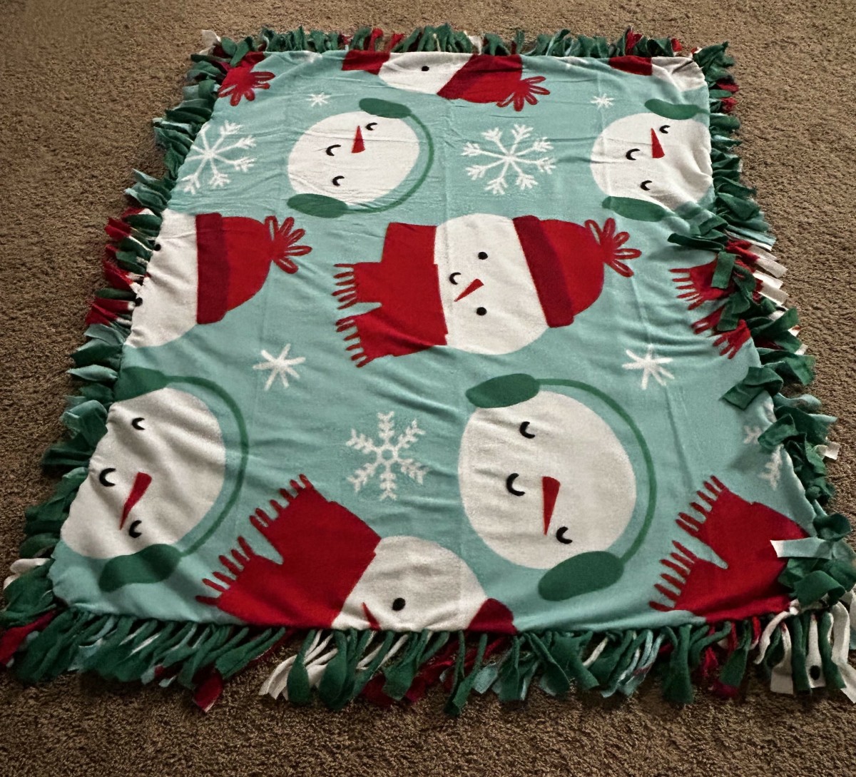 How to Make a No-Sew Blanket