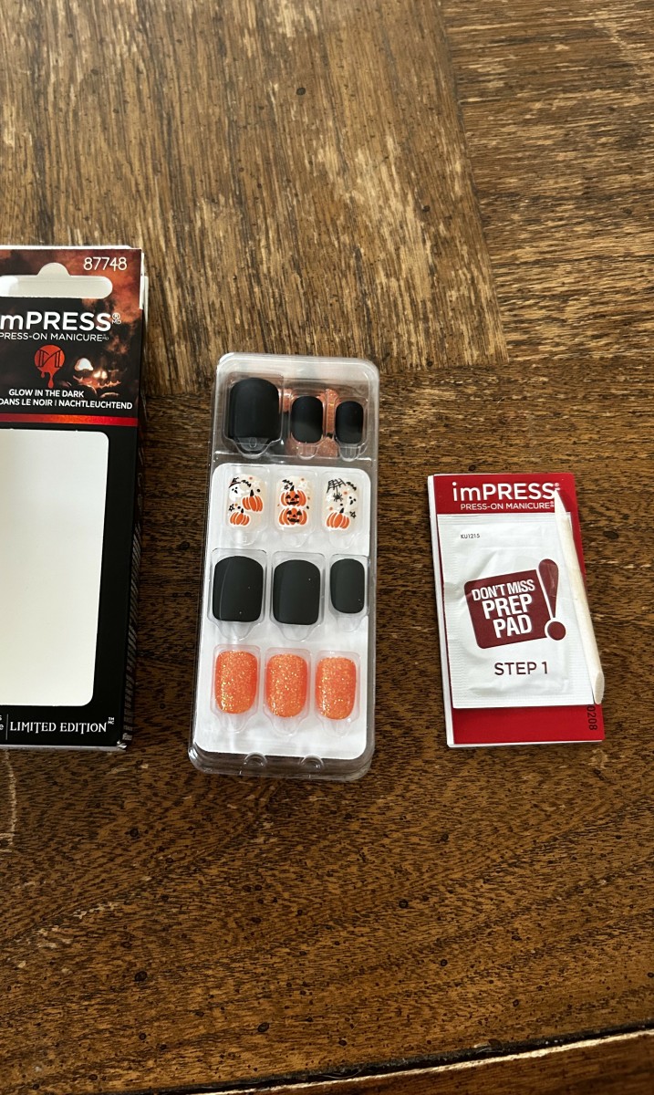 Halloween Press-On Nails for 2024
