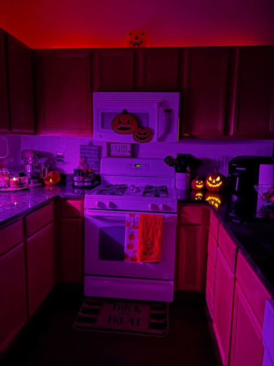 genius-halloween-decorating-ideas