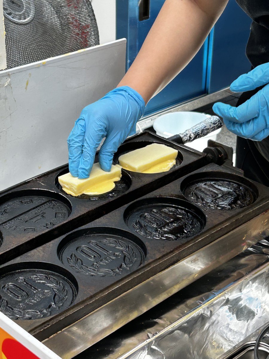 a ten-yen bread machine-バッファローWi-FiルーターWXR-5700AX 7P