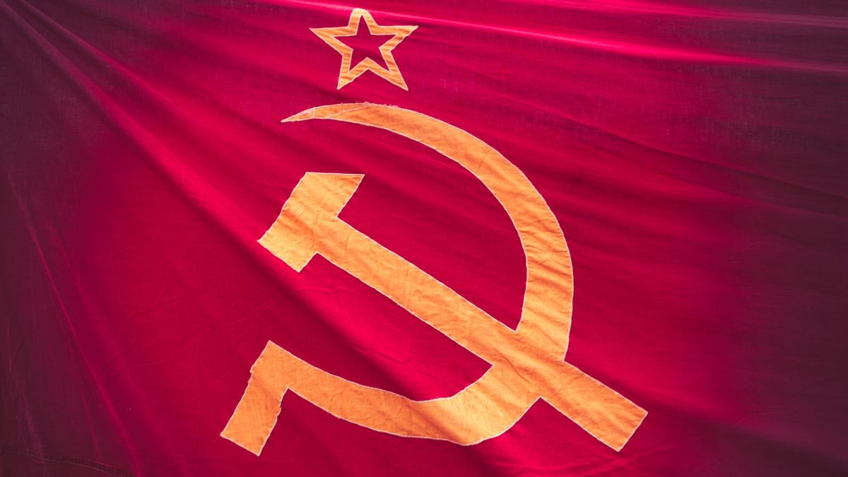 5 Factors That Led to the Collapse of the Soviet Union