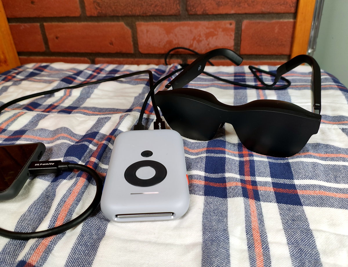 Review of the XREAL Air Glasses and Beam Bundle