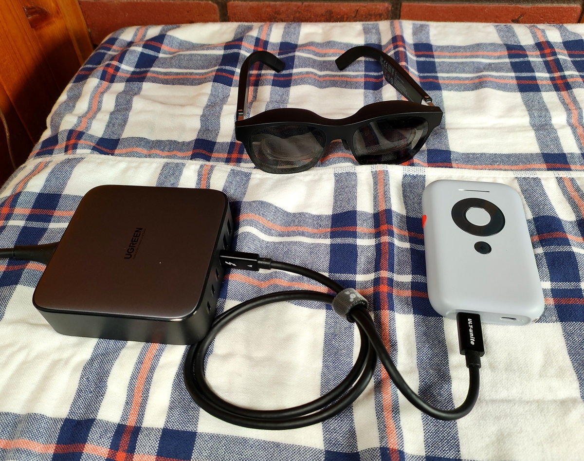 XREAL 凍ら Beam & USB-C Cable 新品未開封
