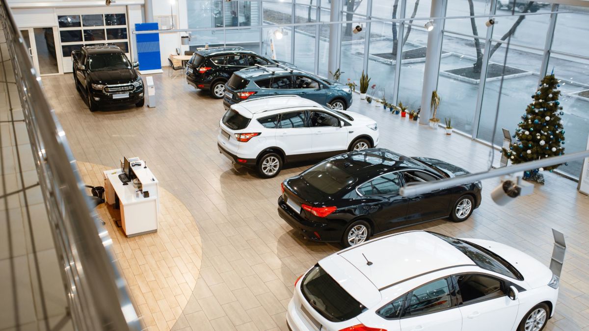 Negotiating Price:  How Much Will a Car Dealer Come Down?