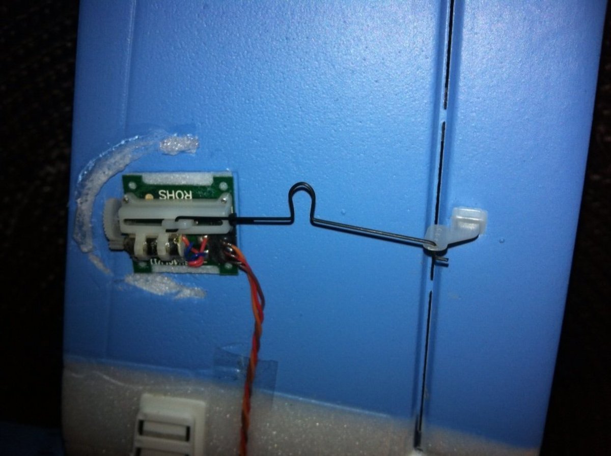 How to Replace the Aileron Servo on the Parkzone Ultra Micro F4U