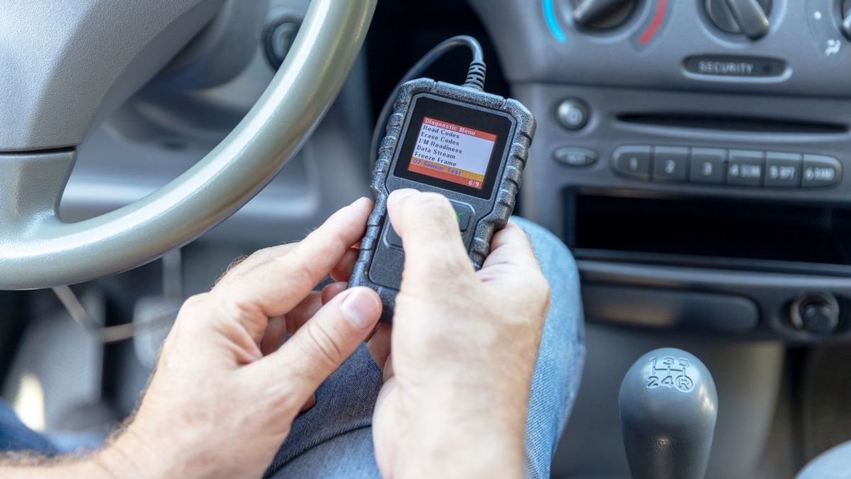 How to Retrieve OBD Trouble Codes AxleAddict