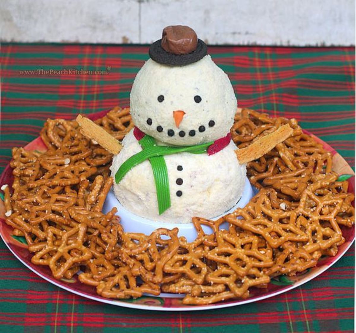 Festive 5 Minute Snowman Crackers + 14 Quick Christmas Appetizer Ideas -  Simplify, Live, Love