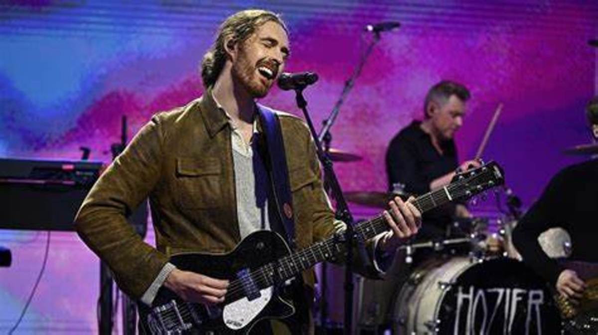 Hozier Is an Amazing Artist Here Are a Few Reasons You Should Listen to